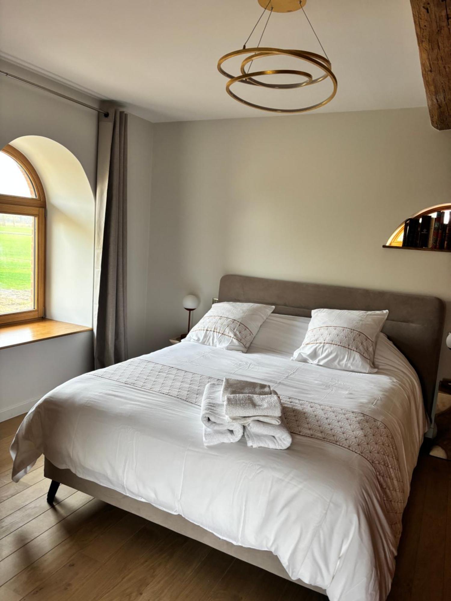 Le Domaine Du Pin Bed & Breakfast Châtillon-sur-Chalaronne Dış mekan fotoğraf