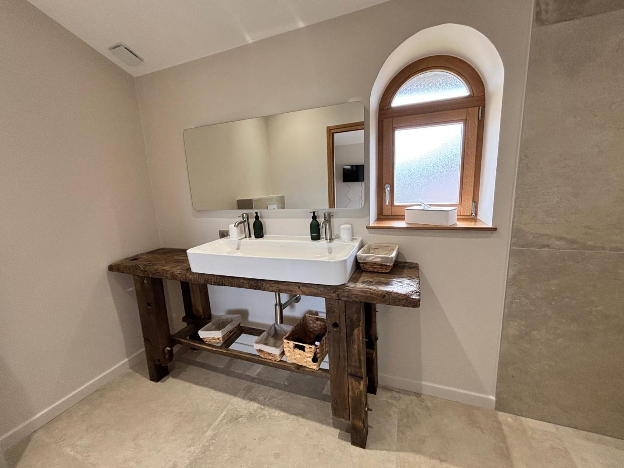 Le Domaine Du Pin Bed & Breakfast Châtillon-sur-Chalaronne Dış mekan fotoğraf