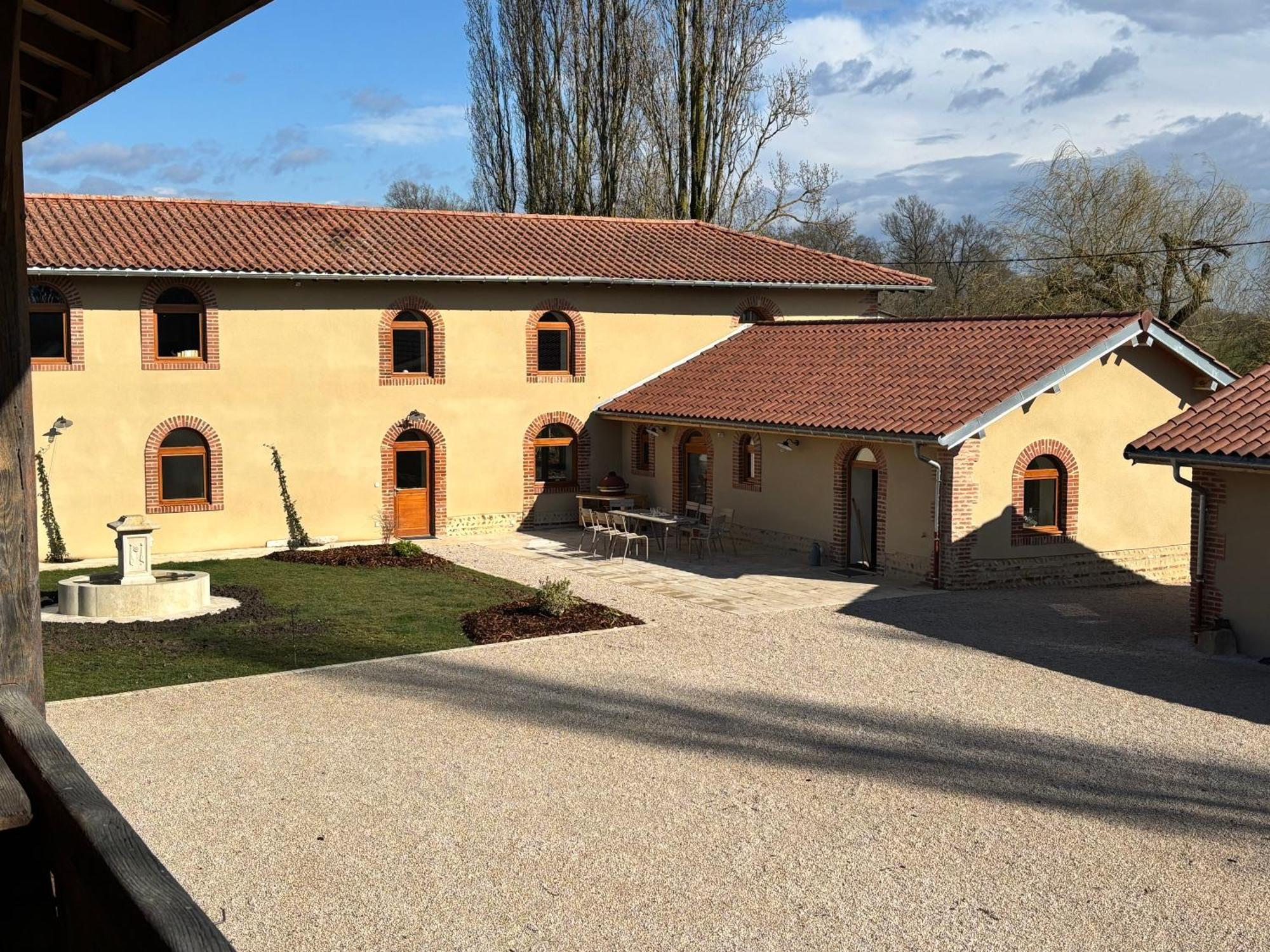 Le Domaine Du Pin Bed & Breakfast Châtillon-sur-Chalaronne Dış mekan fotoğraf